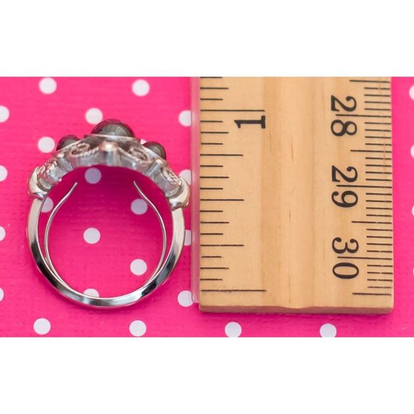 Vintage Arachne Queen Ring by Avon Size 6 - P23 - Picture 3 of 3